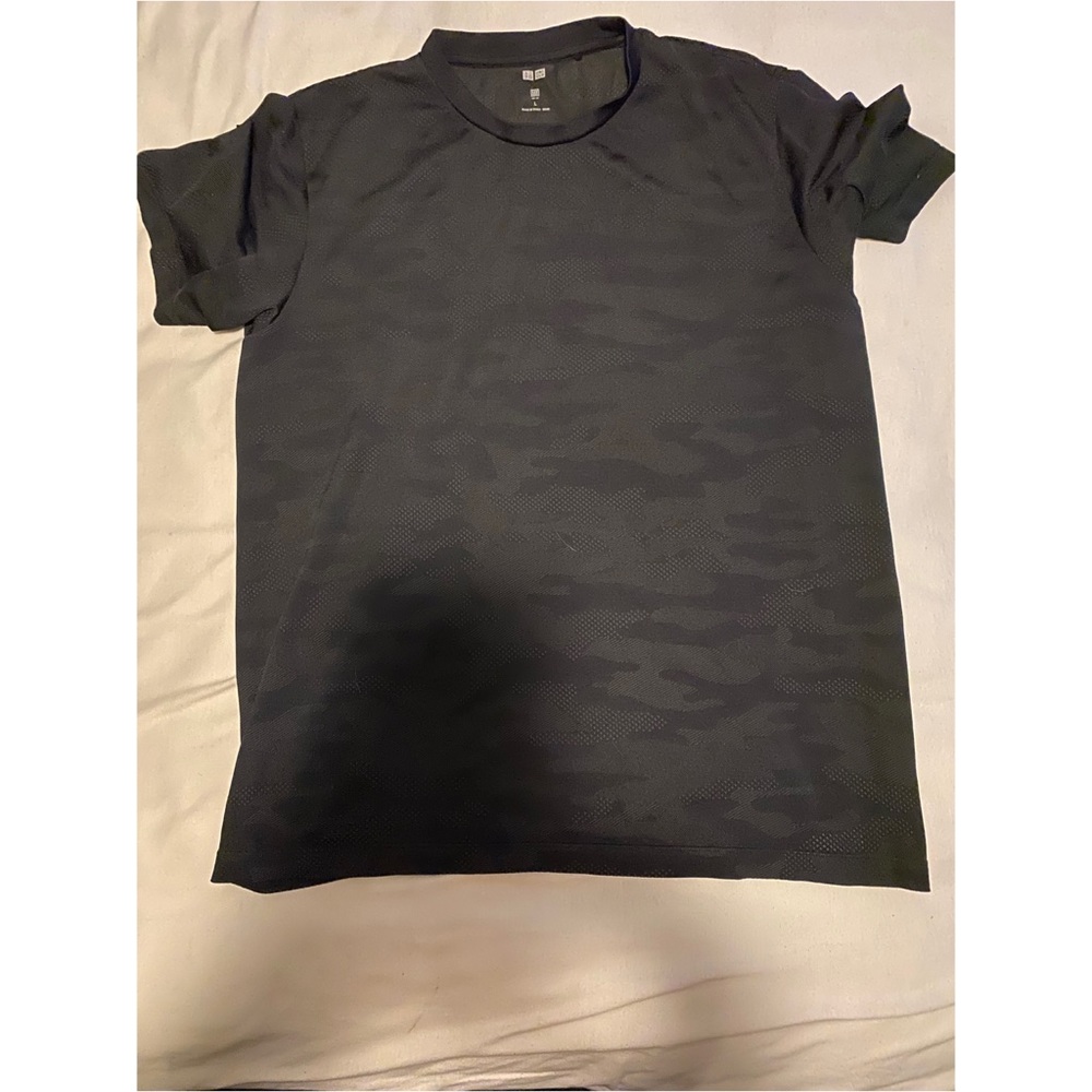 Uniqlo Camo Shirt - (L) Black